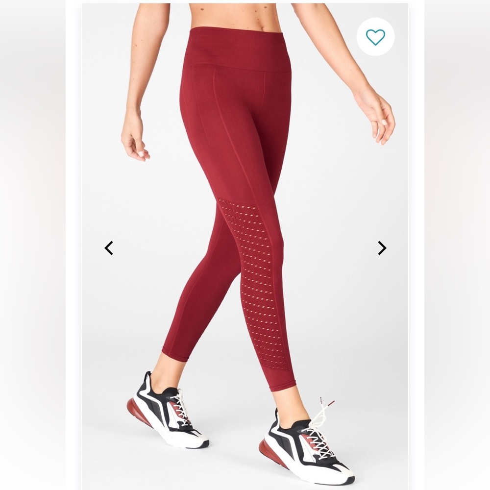 Fabletics-Sync high-waisted perforated 7/8 leggings